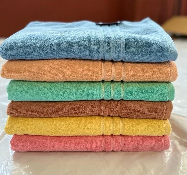 Cotton Polyester Blend Towels - Textiles & Apparel by Sheral Texport Mills Pvt. Ltd.