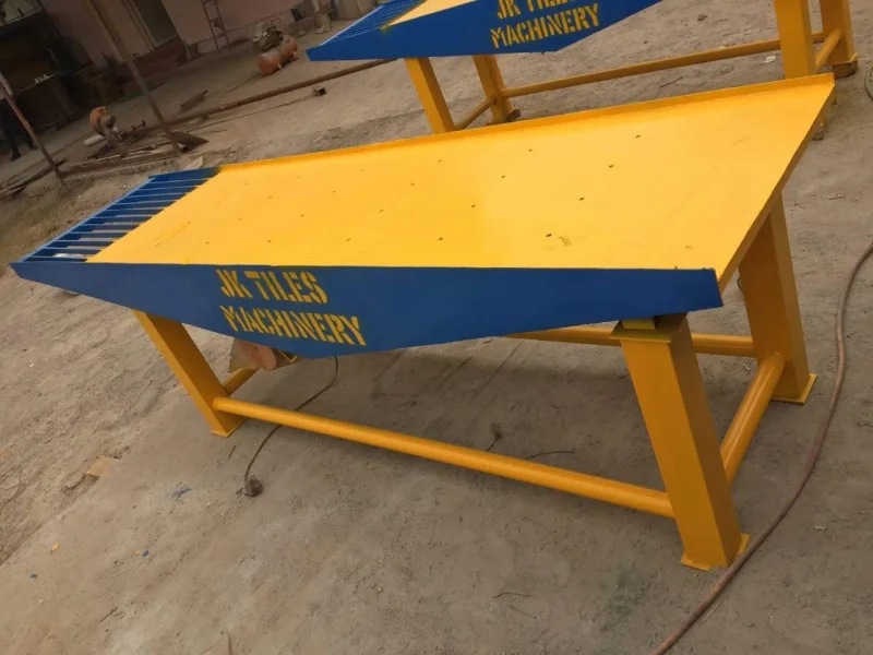 2 HP Concrete Vibrating Platform for Paver Blocks - Machinery & Equipment by Aarfa Machinery Manufacturing