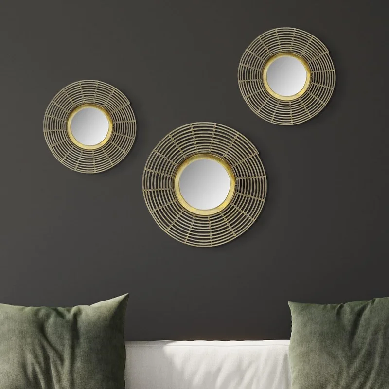 Cocovey Gold Round Metal Wall Art for Home Decor Retailers - Home & Kitchen by Orobe