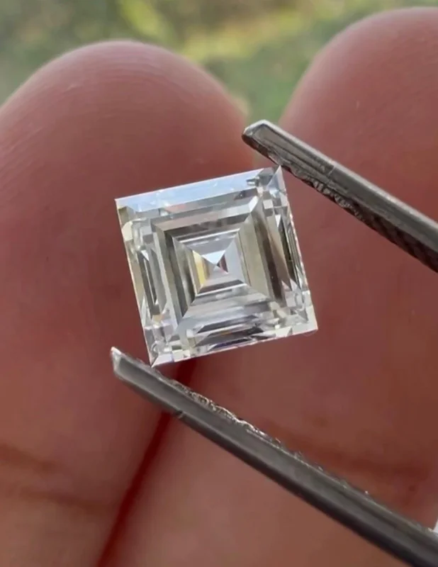 Natural Diamonds - Gems & Jewelry by Kairavi Diamond Jewels Pvt. Ltd.