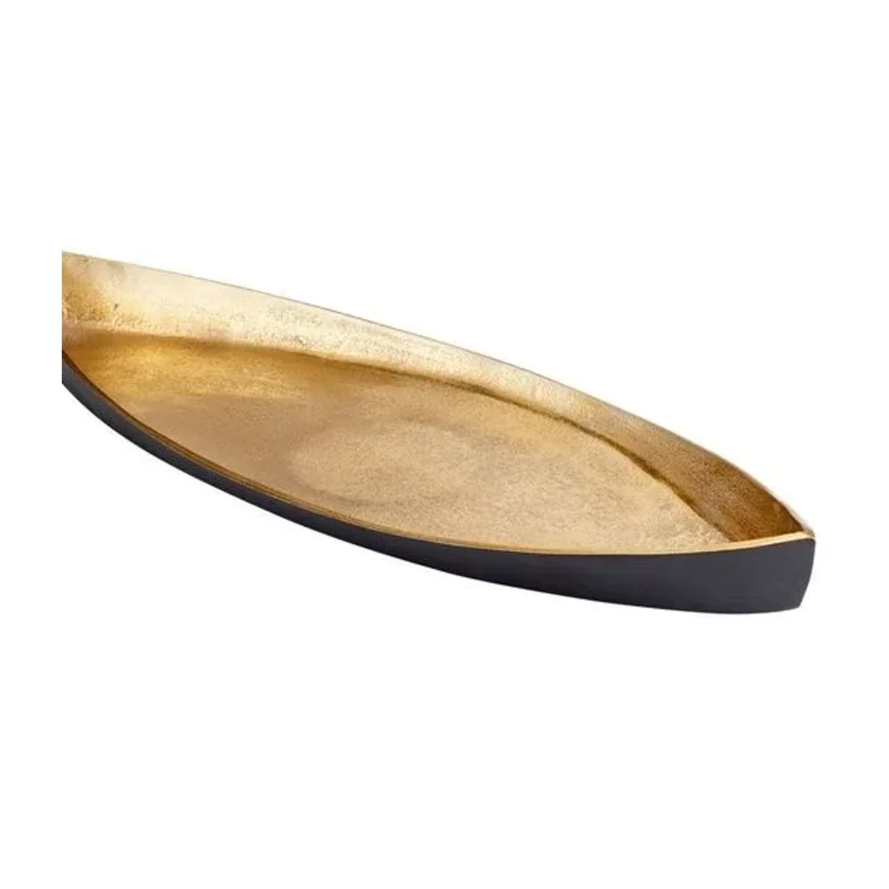 Metal Trays for Hotel & Restaurant Use - Home & Kitchen by Zenvista Crafts