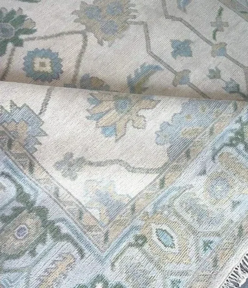 Luxury Hand-knotted Wool Rug - Textiles & Apparel by Triveni Rugs and Home Decor