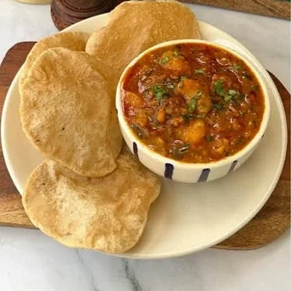 Aloo Puri ( 5Pc ) - Food & Agriculture by Virsa