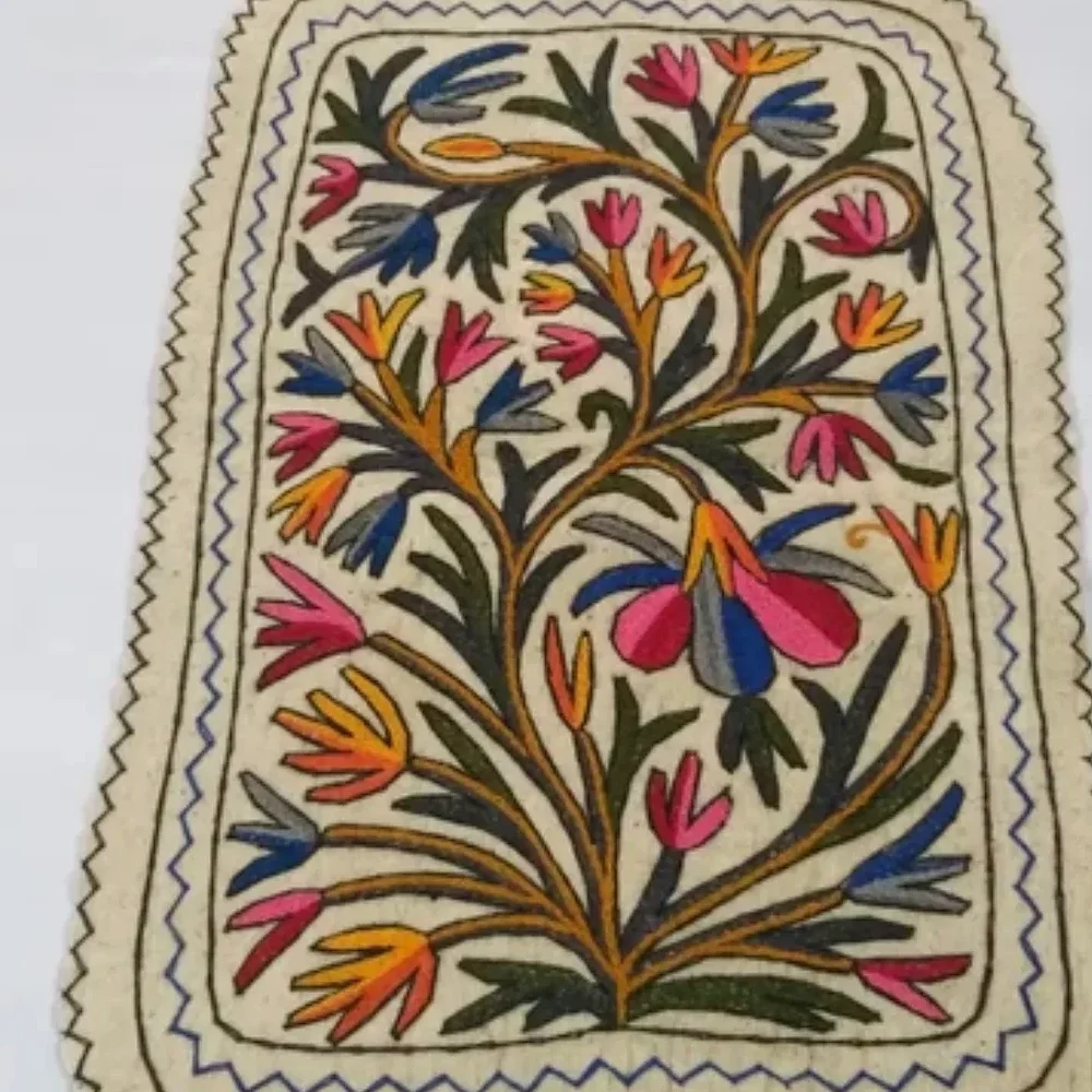 Woolen Hand Embroidered Rectangular Floor Rug 180x270cm - Textiles & Apparel by J K Trading Co.