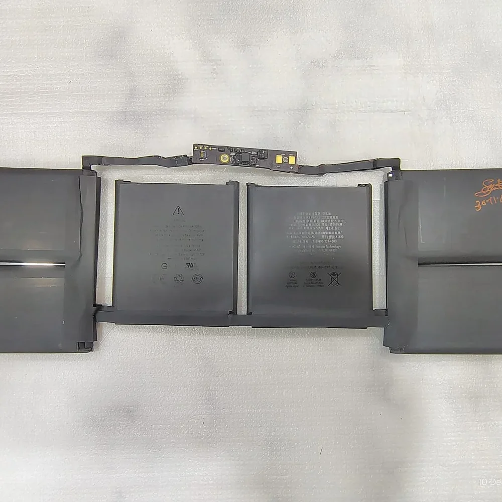 Apple MacBook Pro Lithium-ion Battery 5000 mAh - Electronics & Electrical by Kingfast Technologies