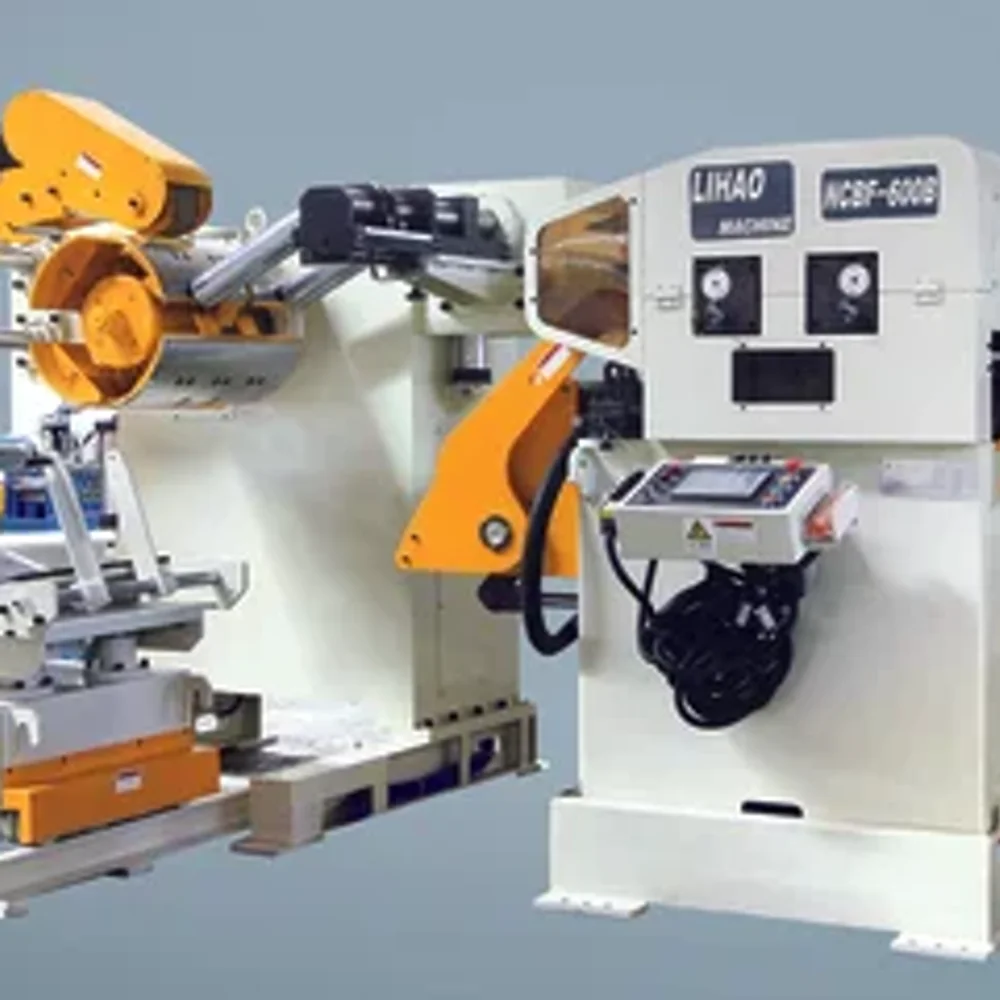 Steel Decoiler Leveling Straightener Machine with Feeder - Machinery & Equipment by Neumatica Technologies Pvt. Ltd.