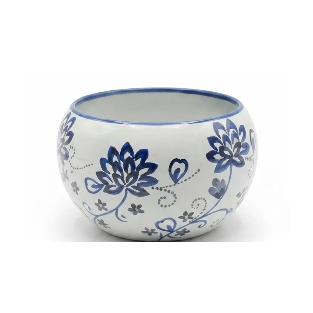 Traditional Painted Metal Planter - Home & Kitchen by J&z Manufacturing Co.