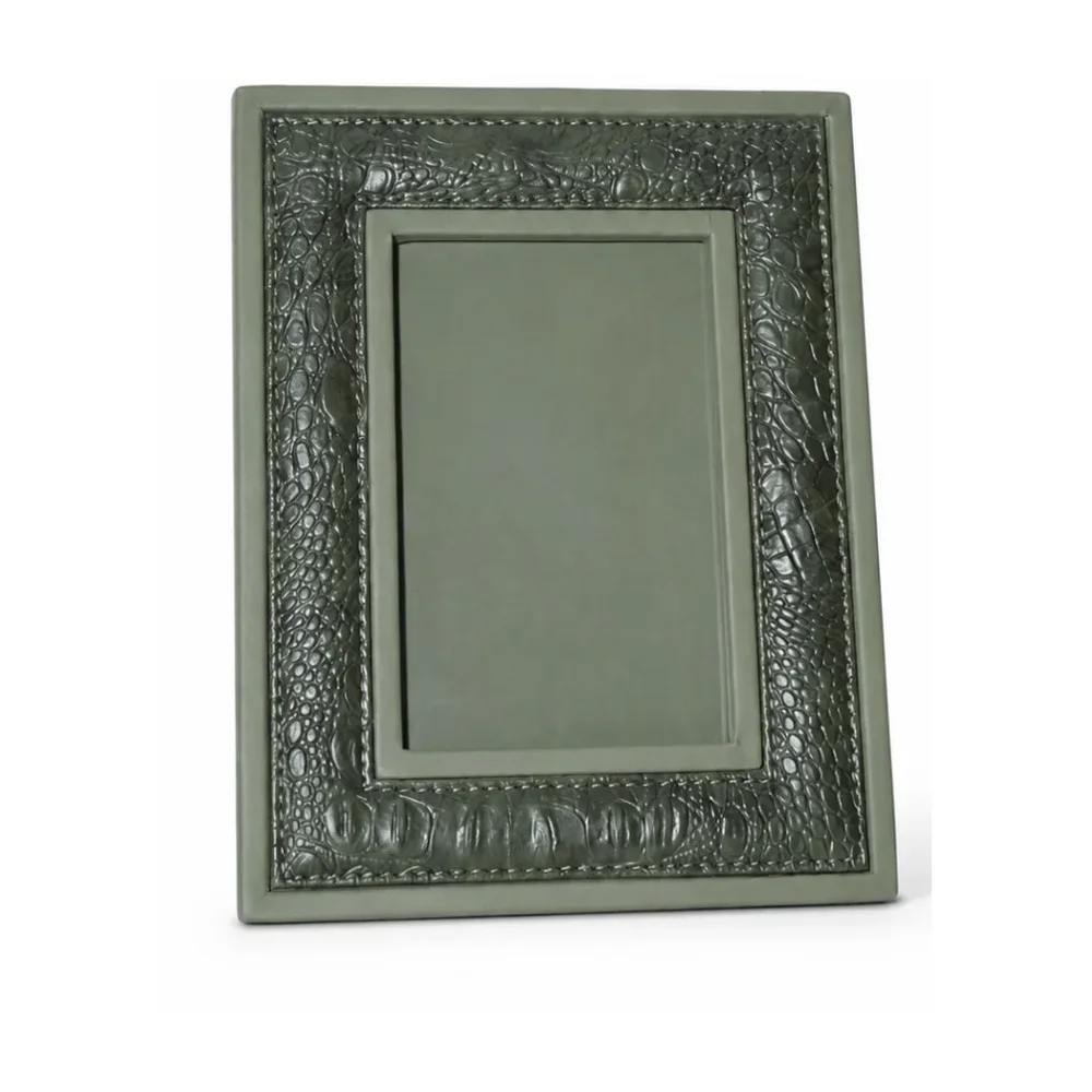 Medium Leather Photo Frame - Home & Kitchen by SB Leather & Home Furnishing LLP