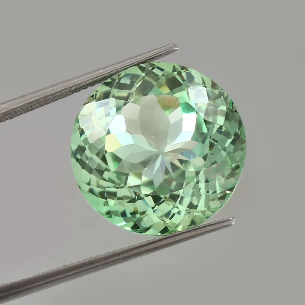 Green Sapphire Gemstone - Gems & Jewelry by Adnan Gems Art