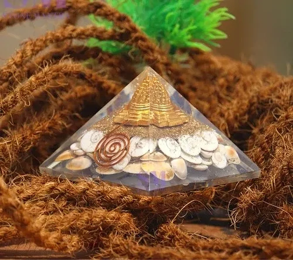 Gomti Chakra Crystal Pyramid - Home & Kitchen by Sarah Agate