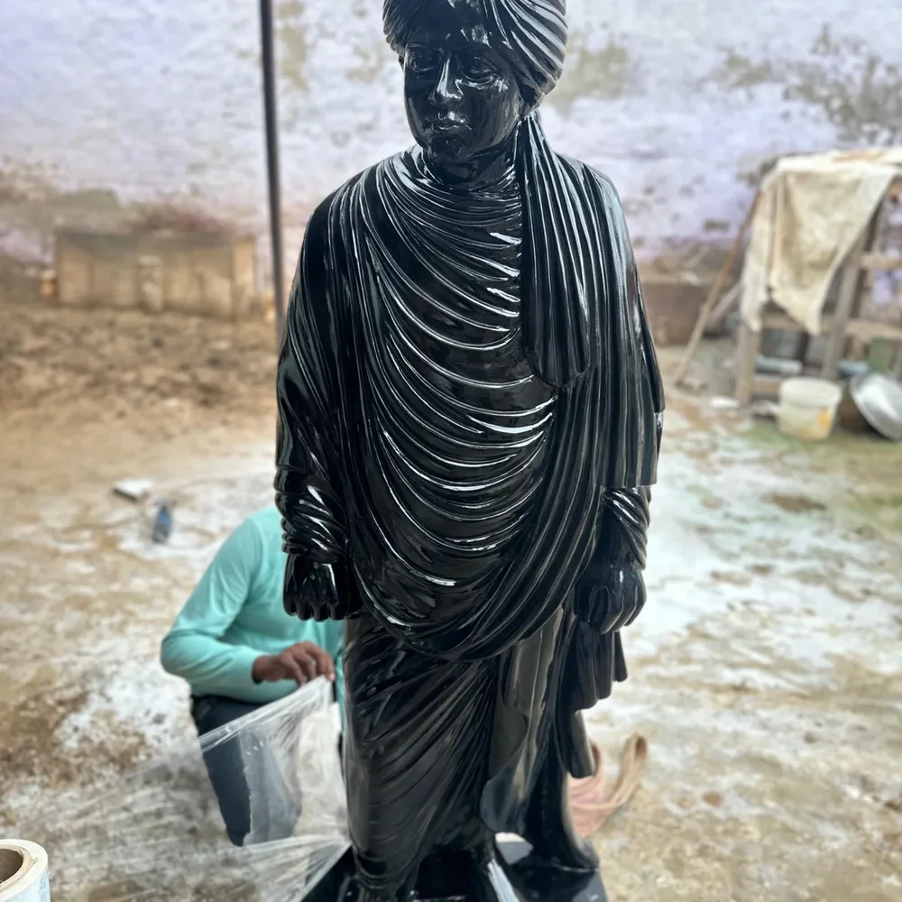 Swami Vivekananda Black Marble Statue - Handicrafts & Gifts by Bharat Murti Art