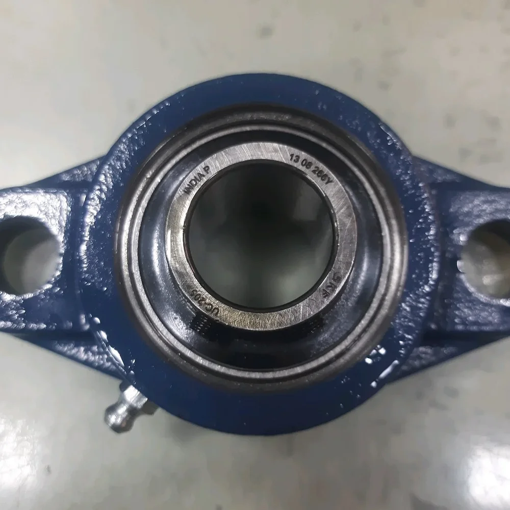 SKF UCT 206 Pillow Block Bearing - Industrial Supplies & Tools by Axis Sales Corp.