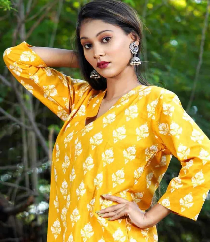 Printed Kurti for Women - Textiles & Apparel by Trendz Collection