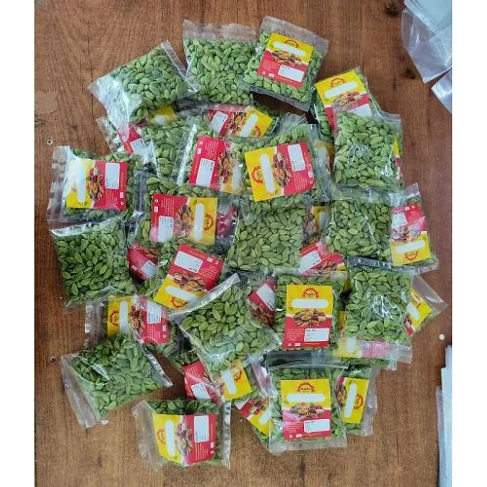 Food Grade Green Cardamom - Food & Agriculture by Blue Core Impex
