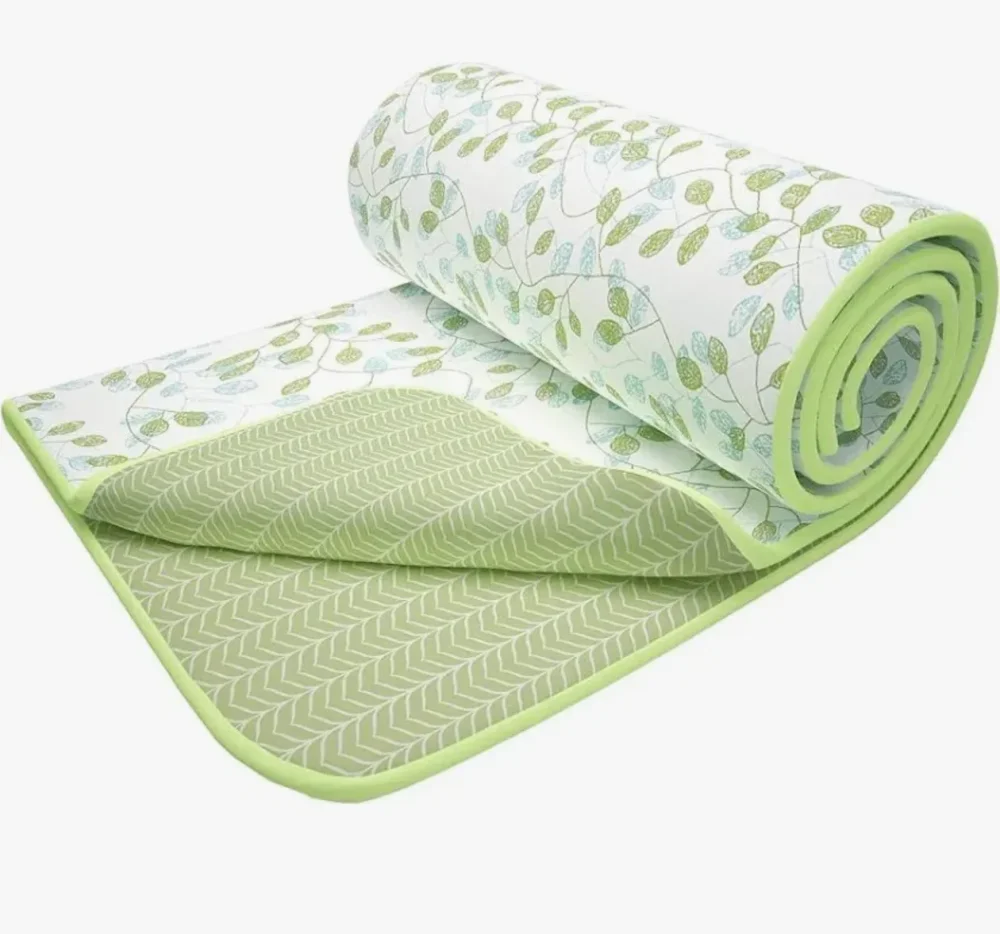 Single AC Quilt - Textiles & Apparel by Kushal Home Decor