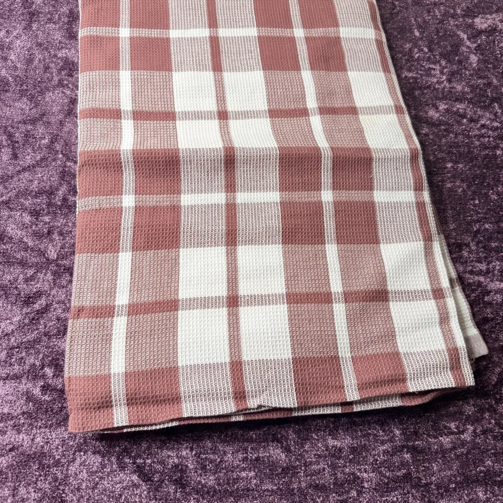 Brown Cotton Checked Bedsheet - Textiles & Apparel by Ains Overseas