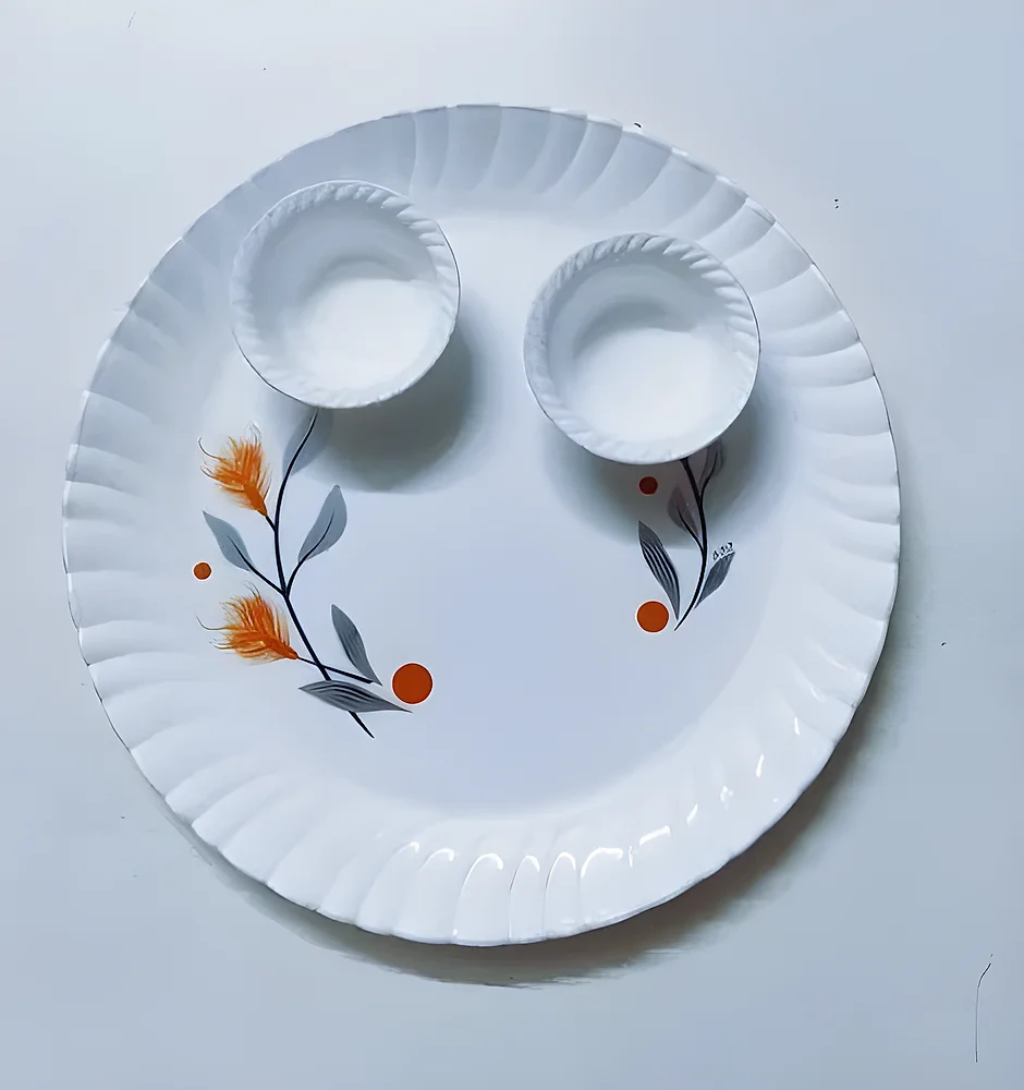 Durable Plastic Plates for Catering - Home & Kitchen by Glamour Plastics Pvt. Ltd.